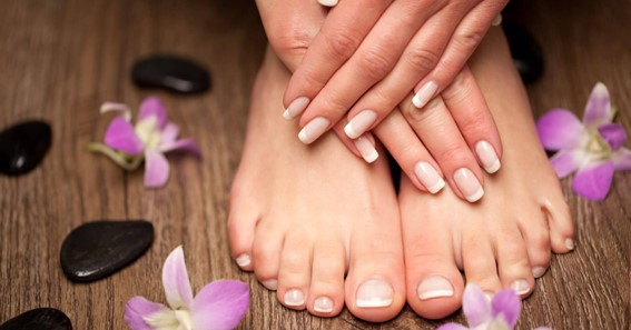 how to give yourself a pedicure